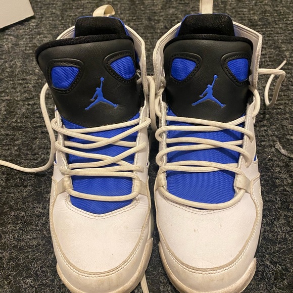 Retro Jordan 6 - Picture 2 of 3